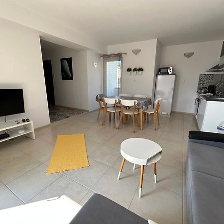 Apartmani Rita Slatine Exteriör bild