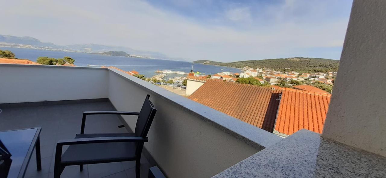 Apartmani Rita Slatine Exteriör bild