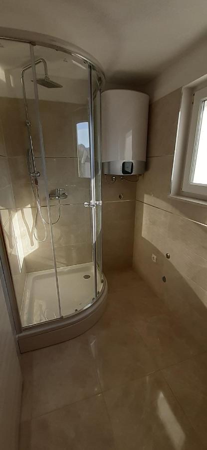 Apartmani Rita Slatine Exteriör bild