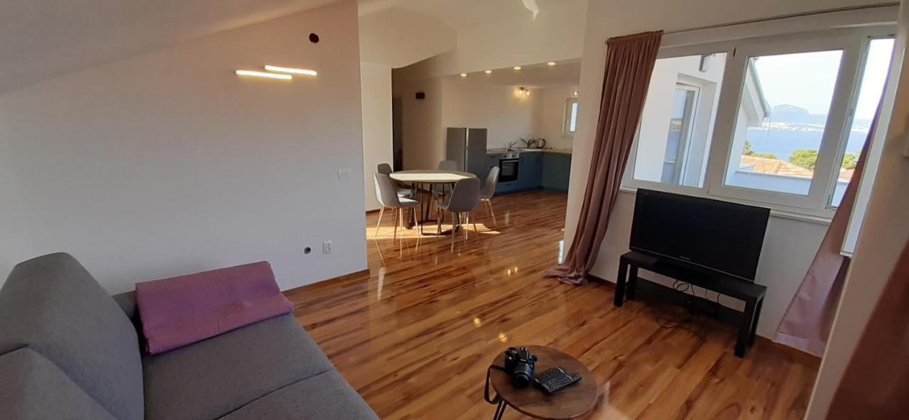 Apartmani Rita Slatine Exteriör bild