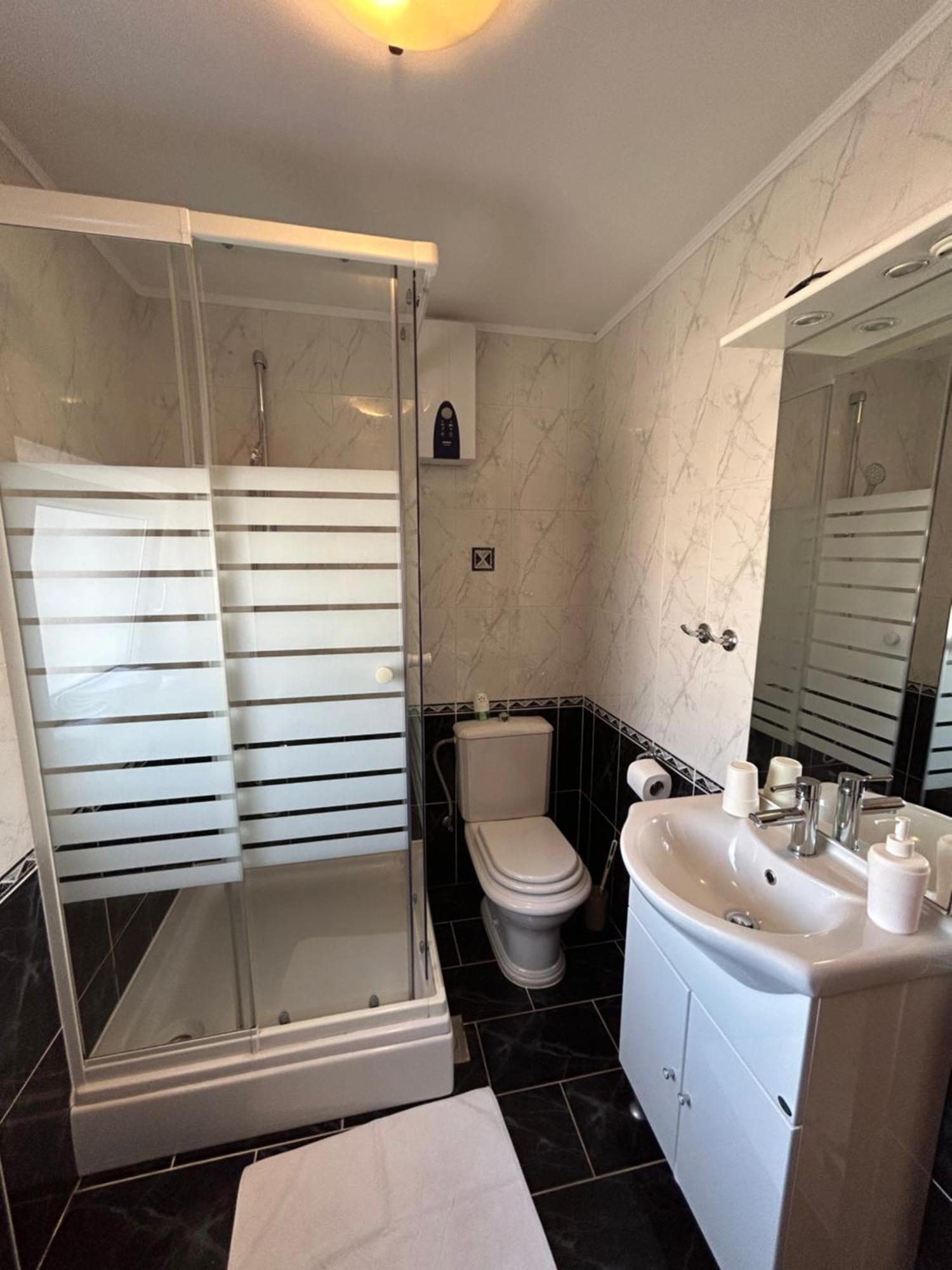 Apartmani Rita Slatine Exteriör bild