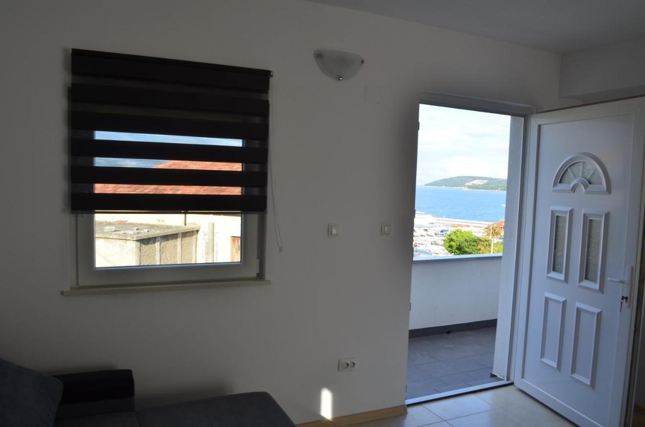 Apartmani Rita Slatine Exteriör bild